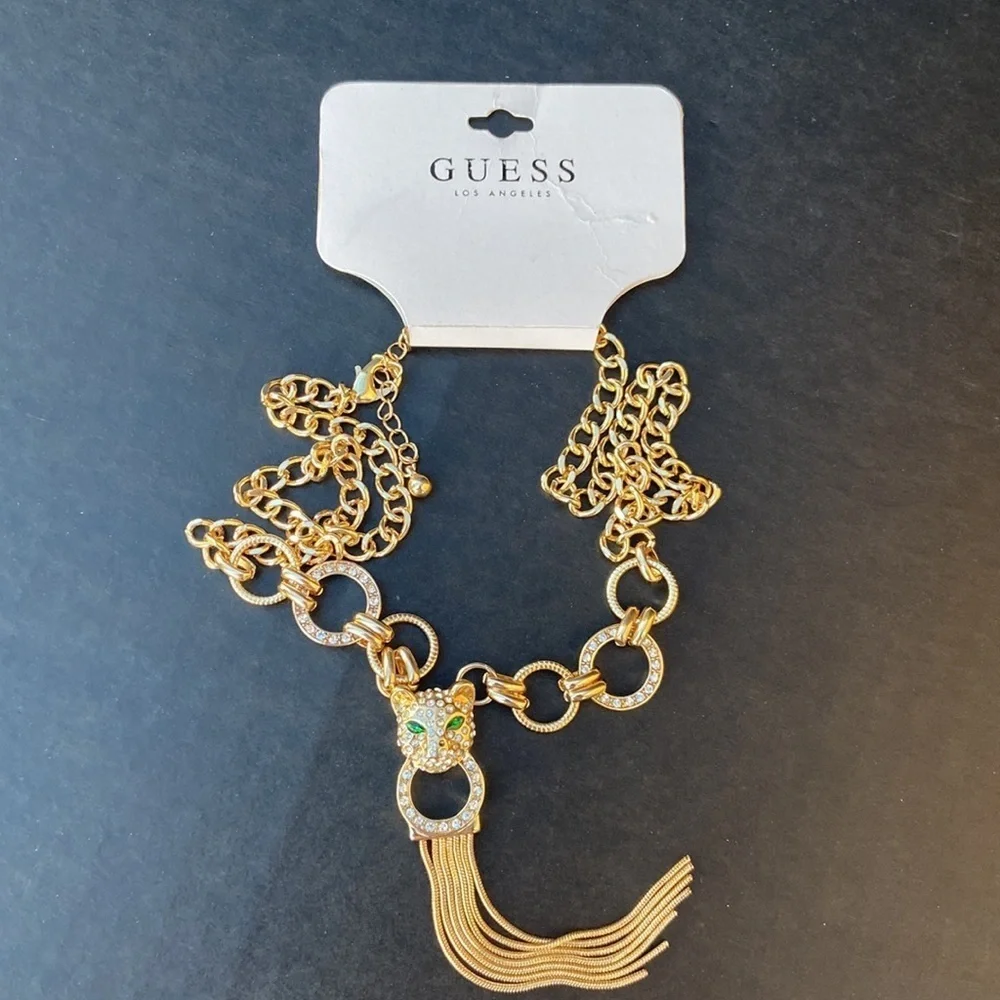 New GUESS Necklace